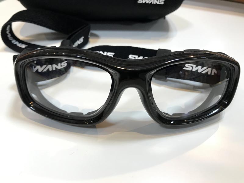 スポーツの危険から眼を守る！スポーツ用メガネ。スワンズアイガード「ガーディアン」シリーズ | 石川県金沢市の太陽めがね～SS級認定眼鏡 士と認定補聴器技能者が視生活のアドバイザーとして快適なメガネをお作りします